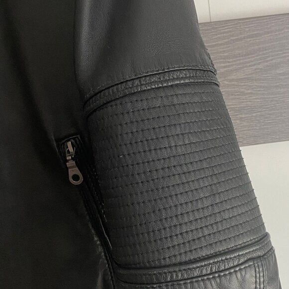 HOWE BLACK LEATHER JACKET WITH HOOD SIZE XL - Picture 3 of 6